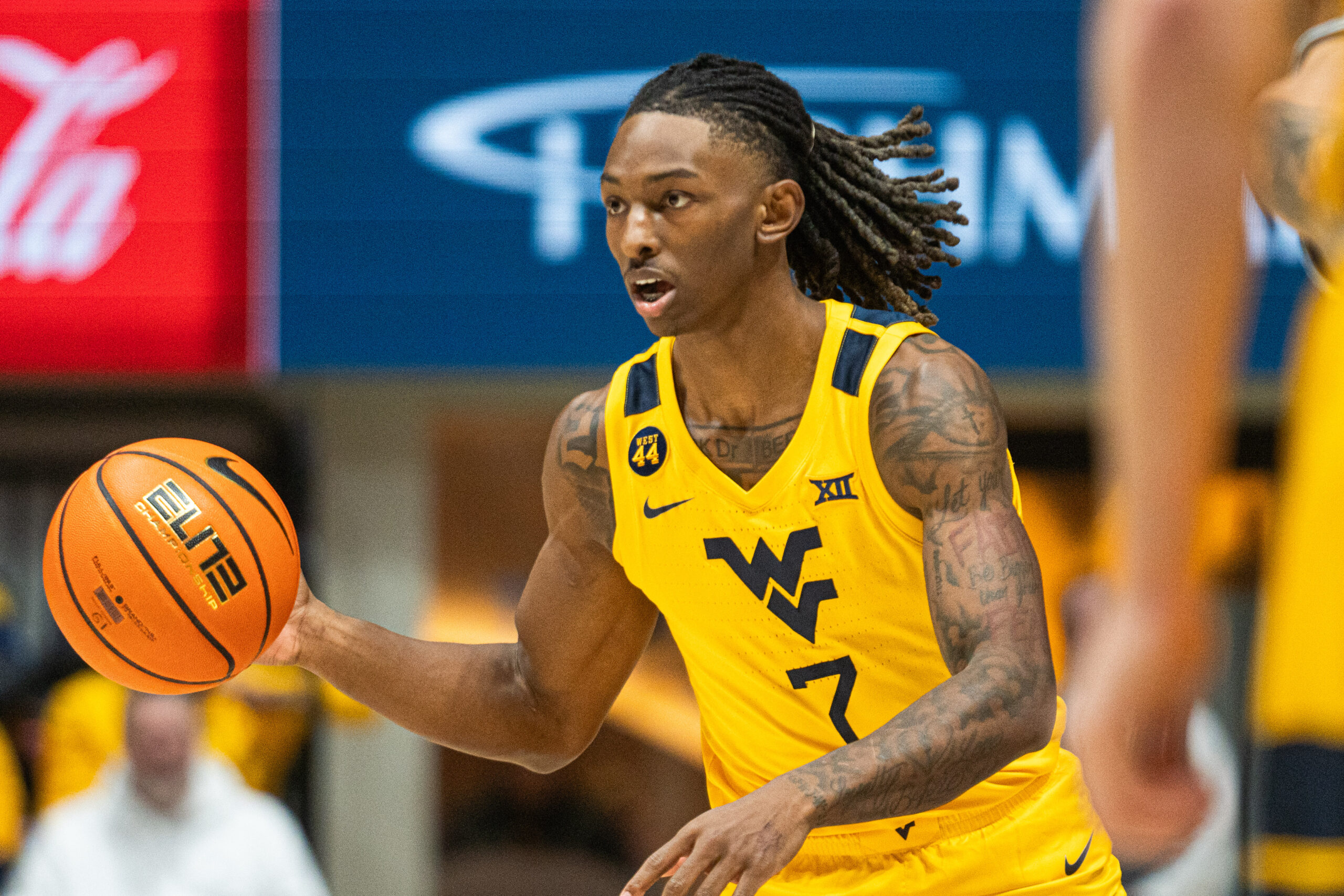 Javon Small continues to surge, as WVU races past Georgetown in the second half